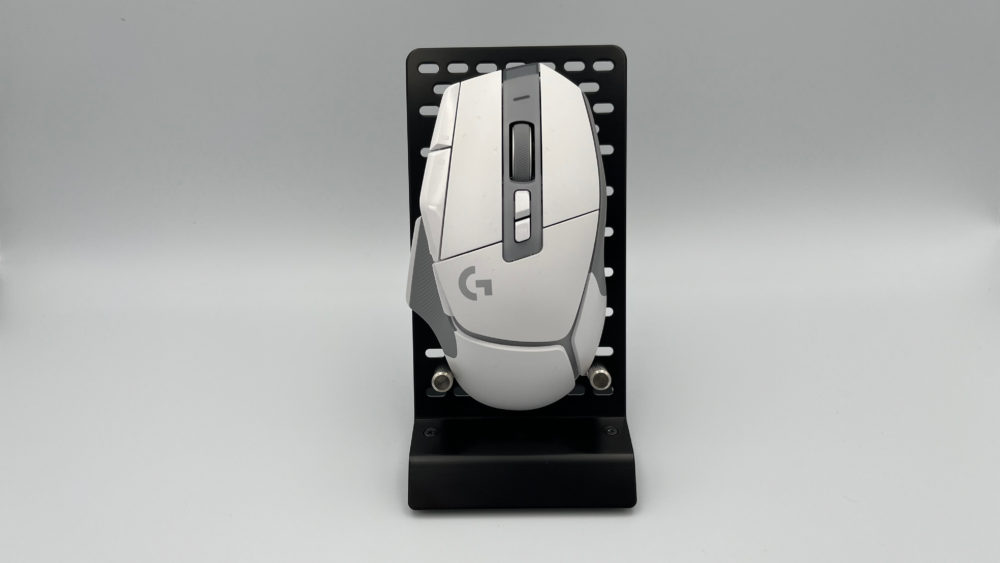 NB-MOUSE-DP03にG502 X PLUS LIGHTSPEEDを飾った画像