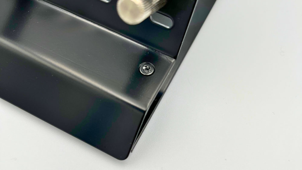 NB-MOUSE-DP03のネジ穴をつぶしてしまった